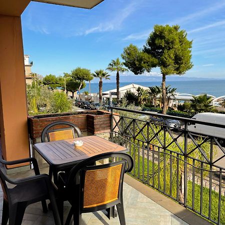 מצאו Taormina Hotel Calipso מראה חיצוני תמונה