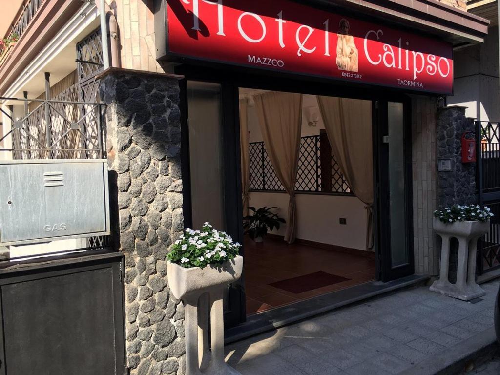 מצאו Taormina Hotel Calipso מראה חיצוני תמונה