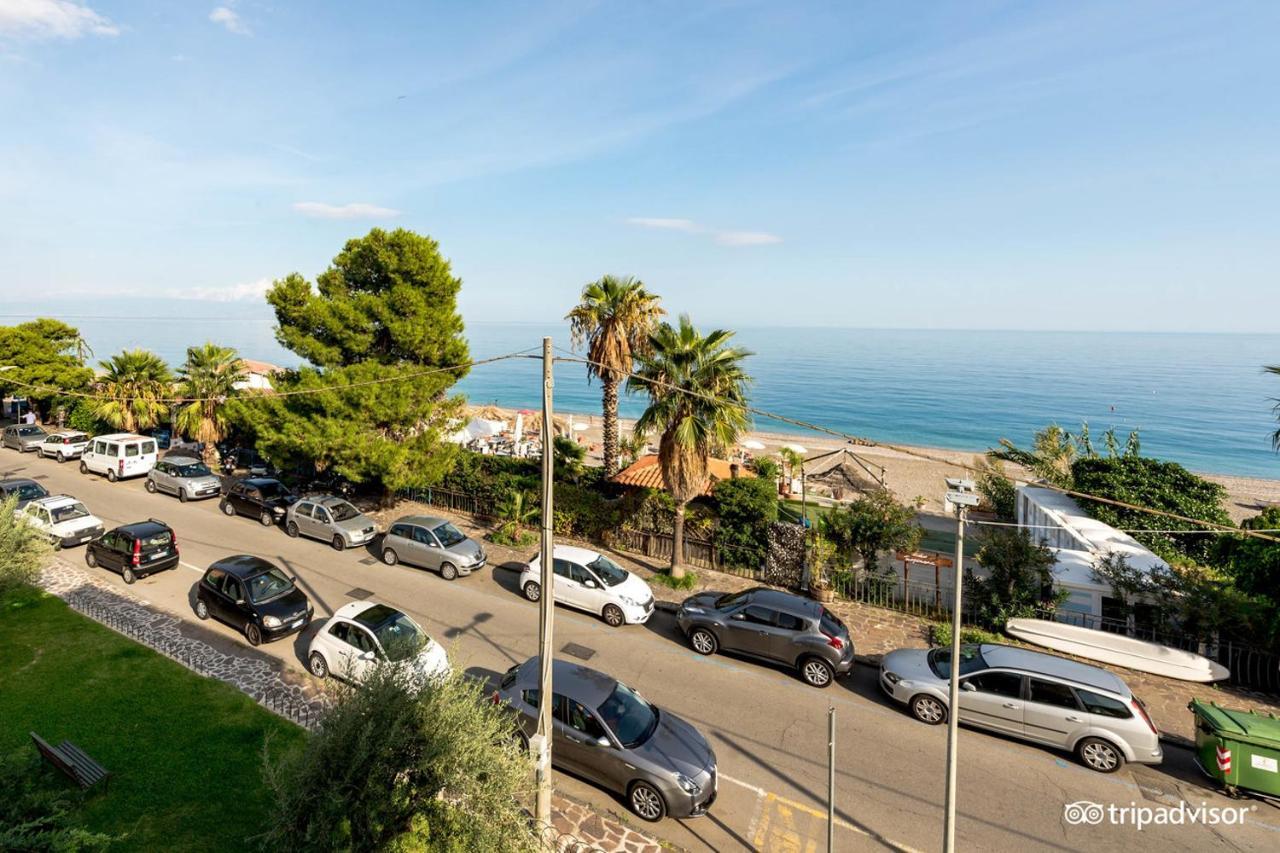 מצאו Taormina Hotel Calipso מראה חיצוני תמונה