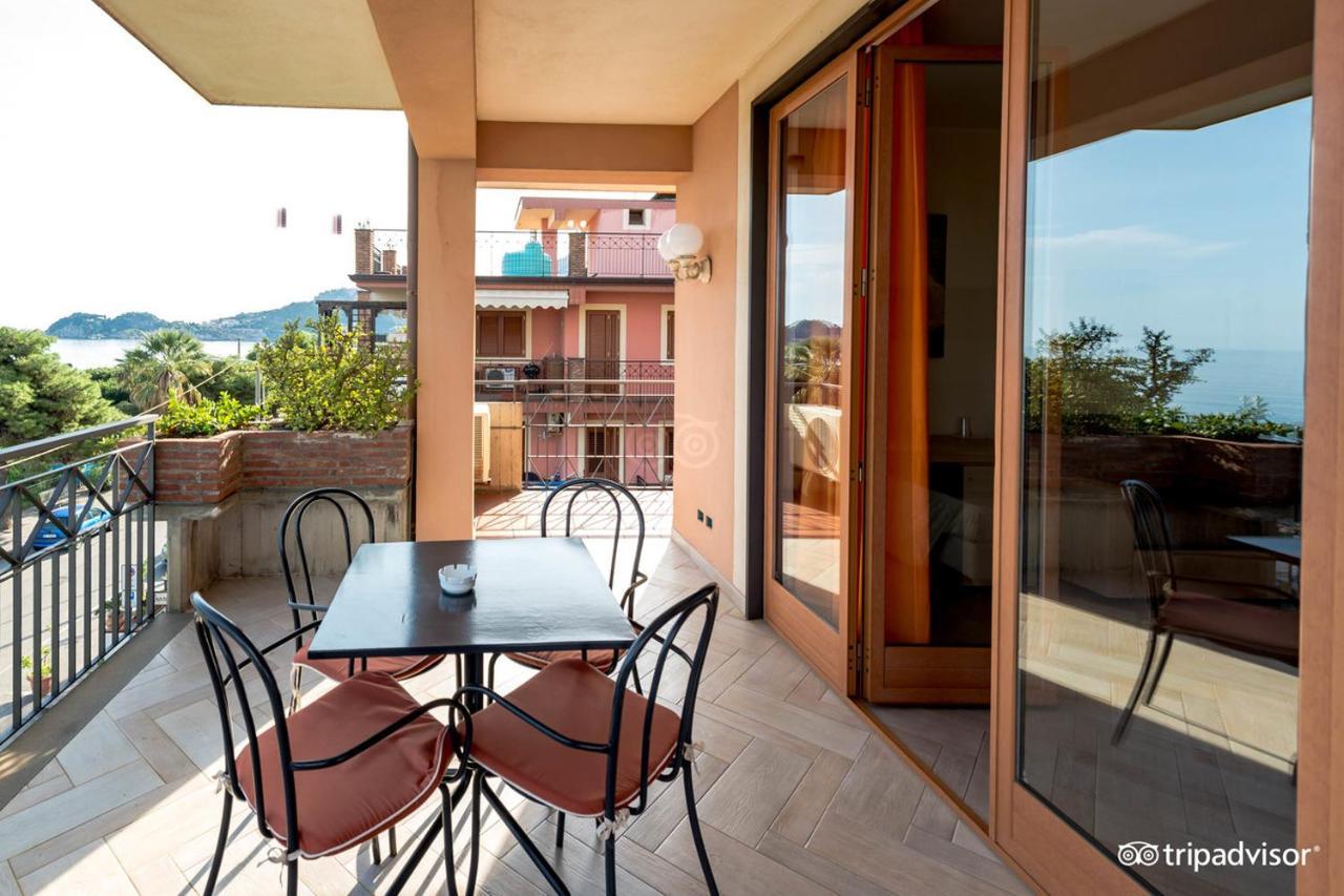 מצאו Taormina Hotel Calipso מראה חיצוני תמונה