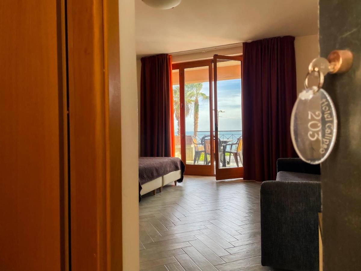 מצאו Taormina Hotel Calipso מראה חיצוני תמונה