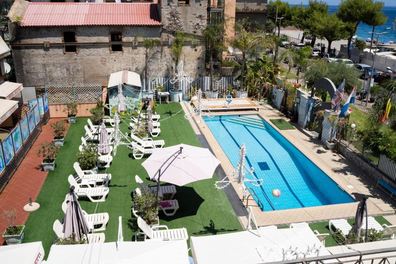 מצאו Taormina Hotel Calipso מראה חיצוני תמונה