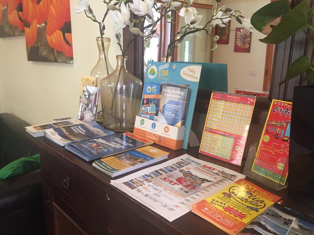 מצאו Taormina Hotel Calipso מראה חיצוני תמונה